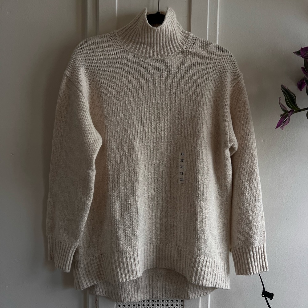 NWT - Uniqlo Soft Knit Turtleneck Sweater - Off White